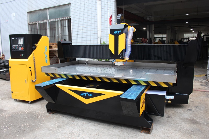 购买金属雕刻机需要考虑什么